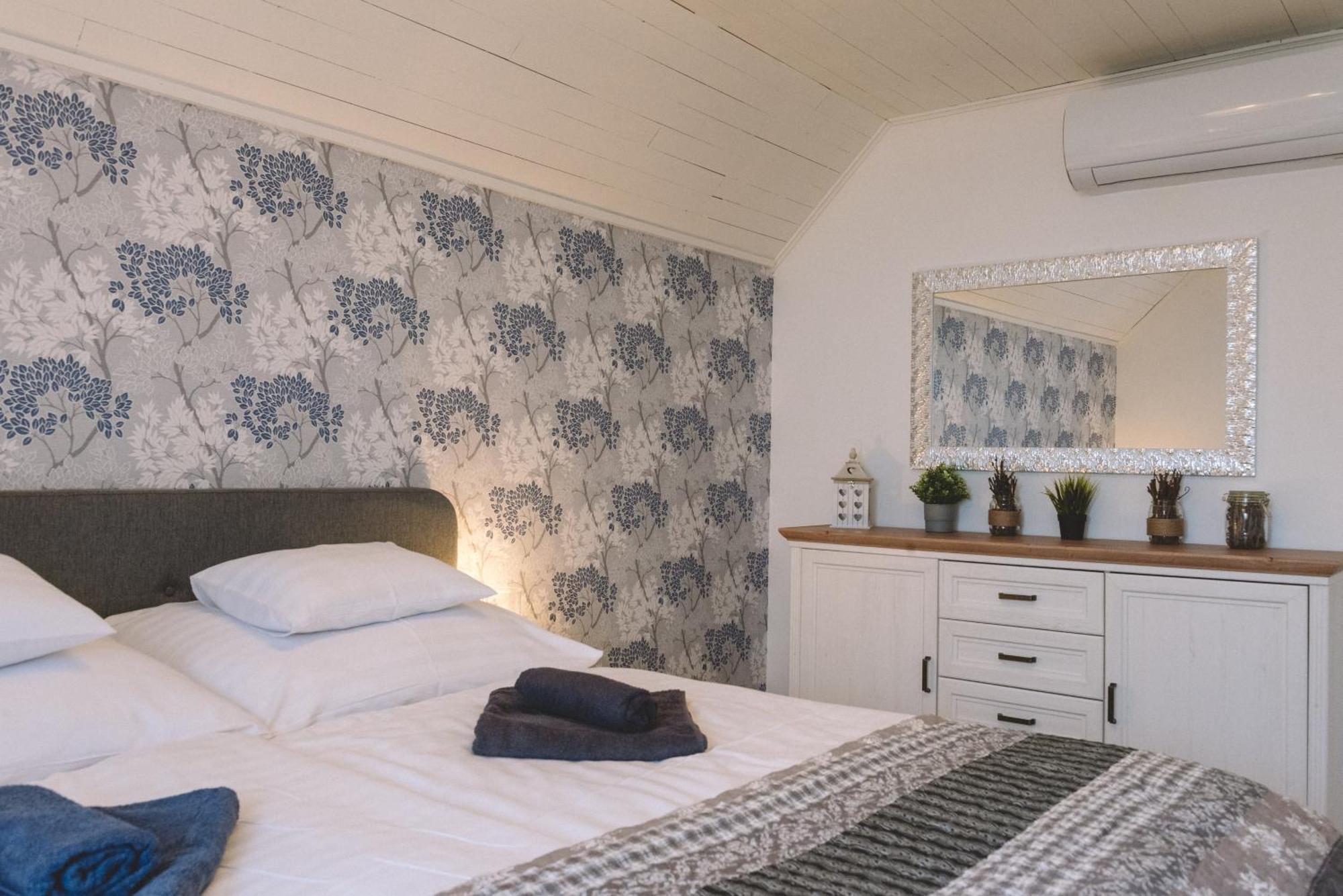 Panorama Apartmanhaz Badacsonytomaj Ngoại thất bức ảnh