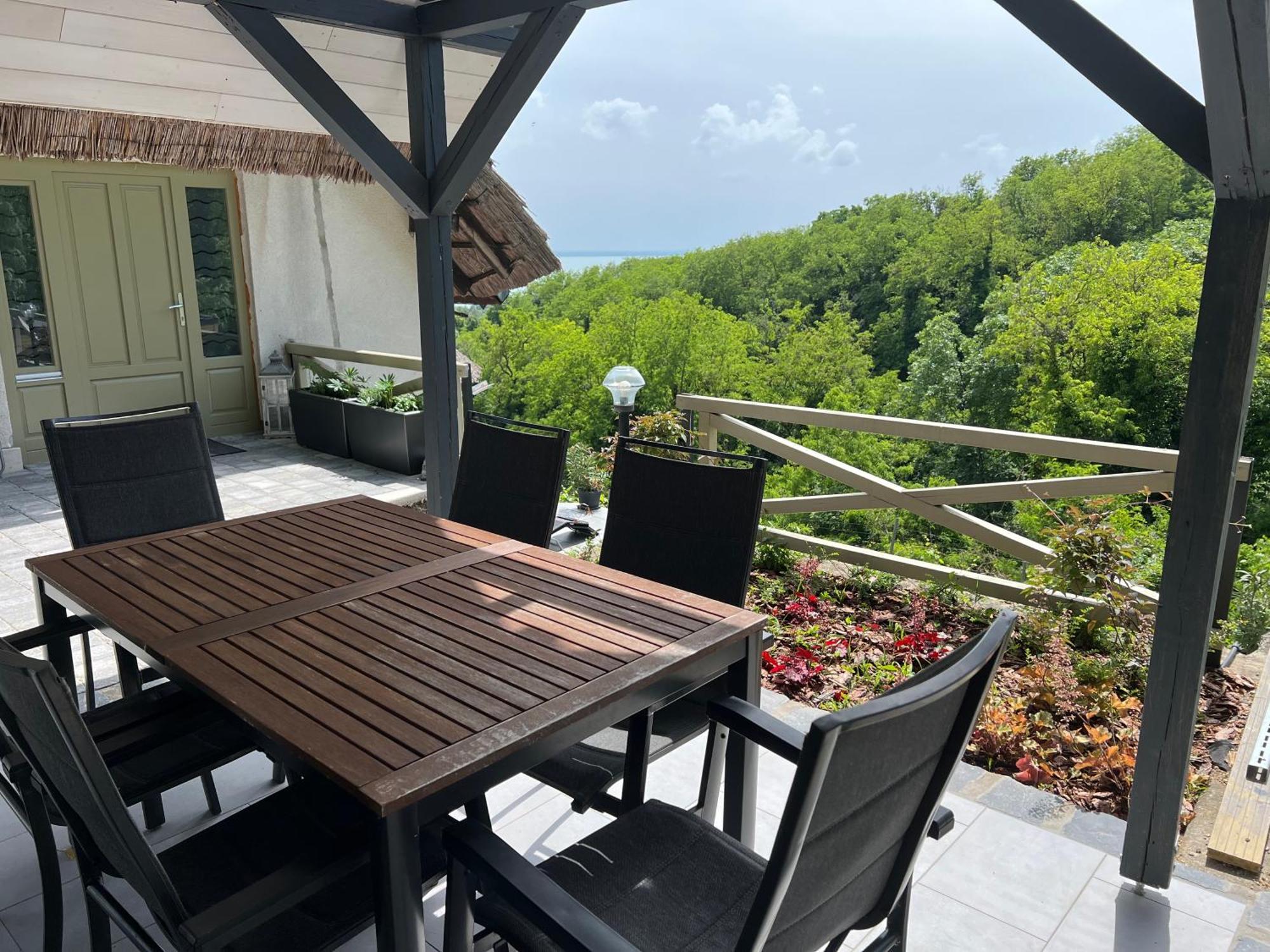 Panorama Apartmanhaz Badacsonytomaj Ngoại thất bức ảnh